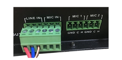 北京德威跟蹤錄播一體機